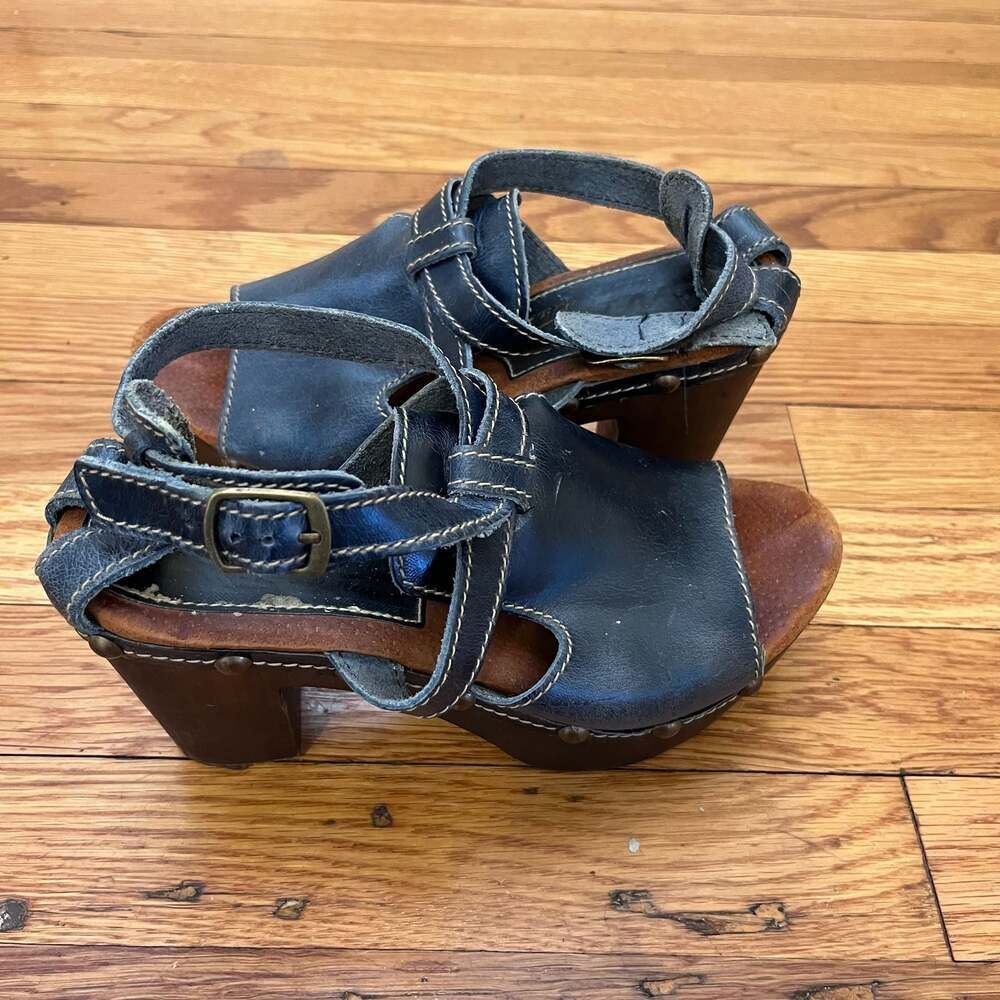 Sbicca Vintage Collection Unison Navy Leather Platform Clog Sandals Size 7 Boho - Picture 9 of 10